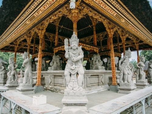 TIRTA EMPUL聖泉：巴厘島的神聖淨化池