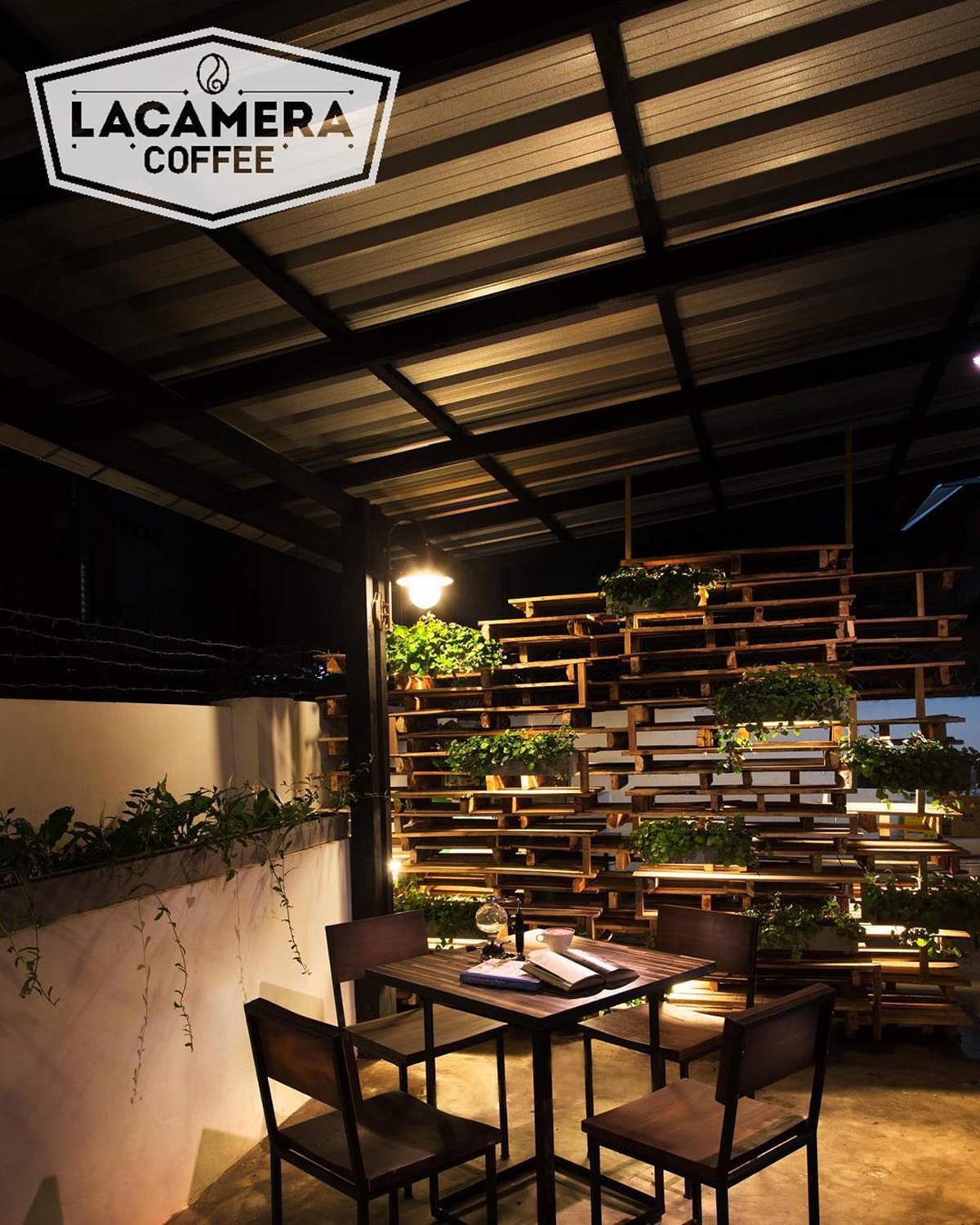 15 Stylish Spots with Great Coffee for Your Holiday in Bandung