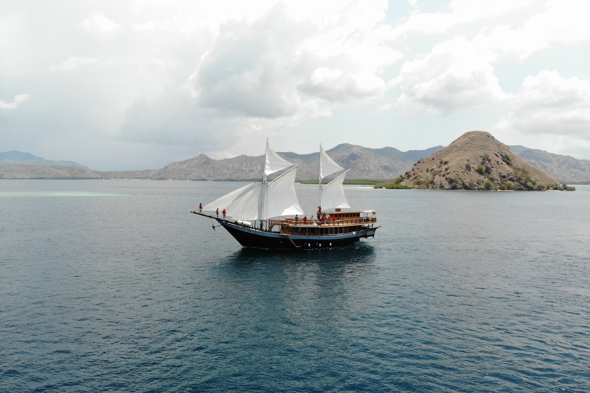 a luxurious boat sailing in the komodo islands indonesia