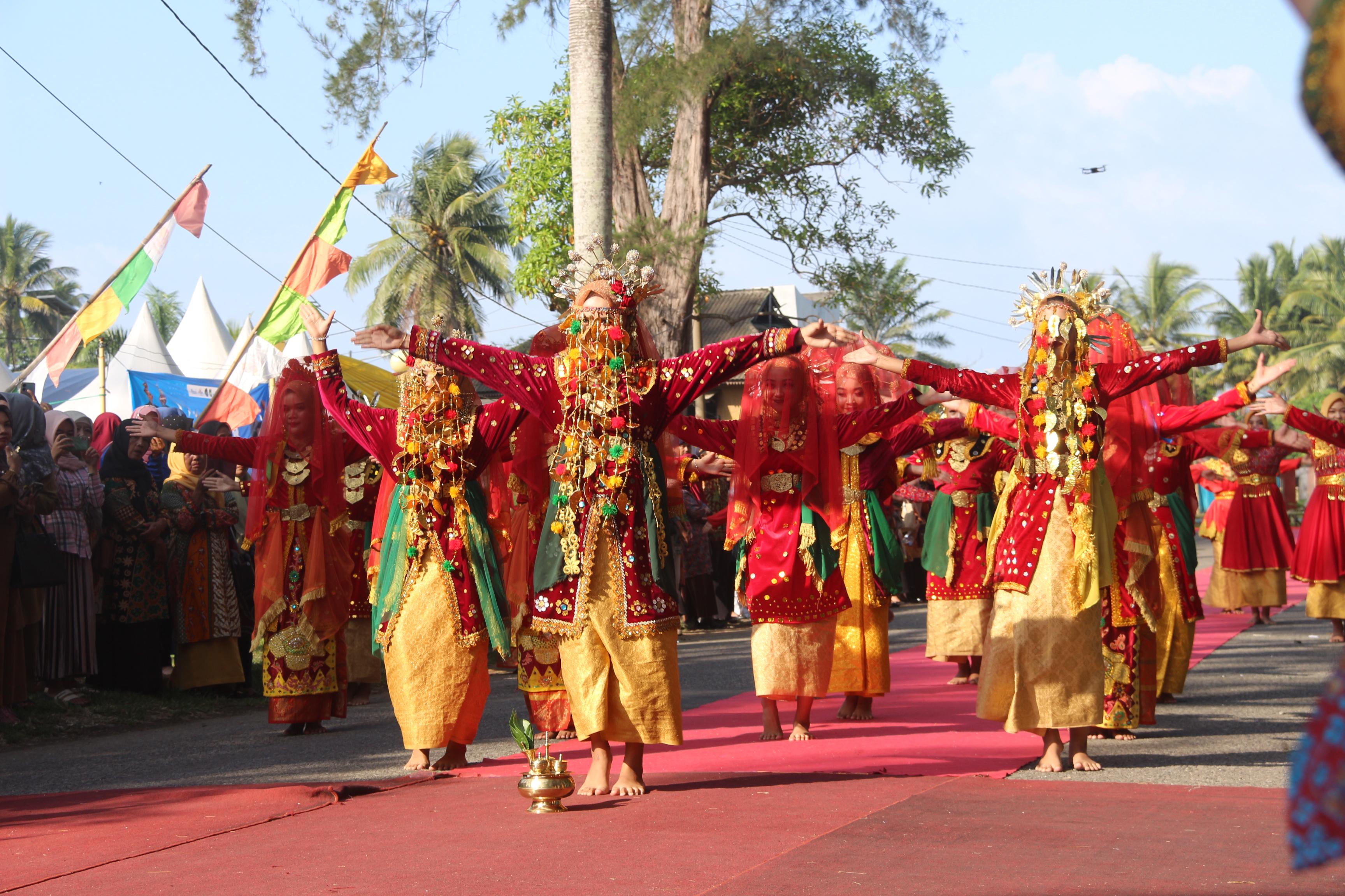 Festival Budaya Ayiak Manna