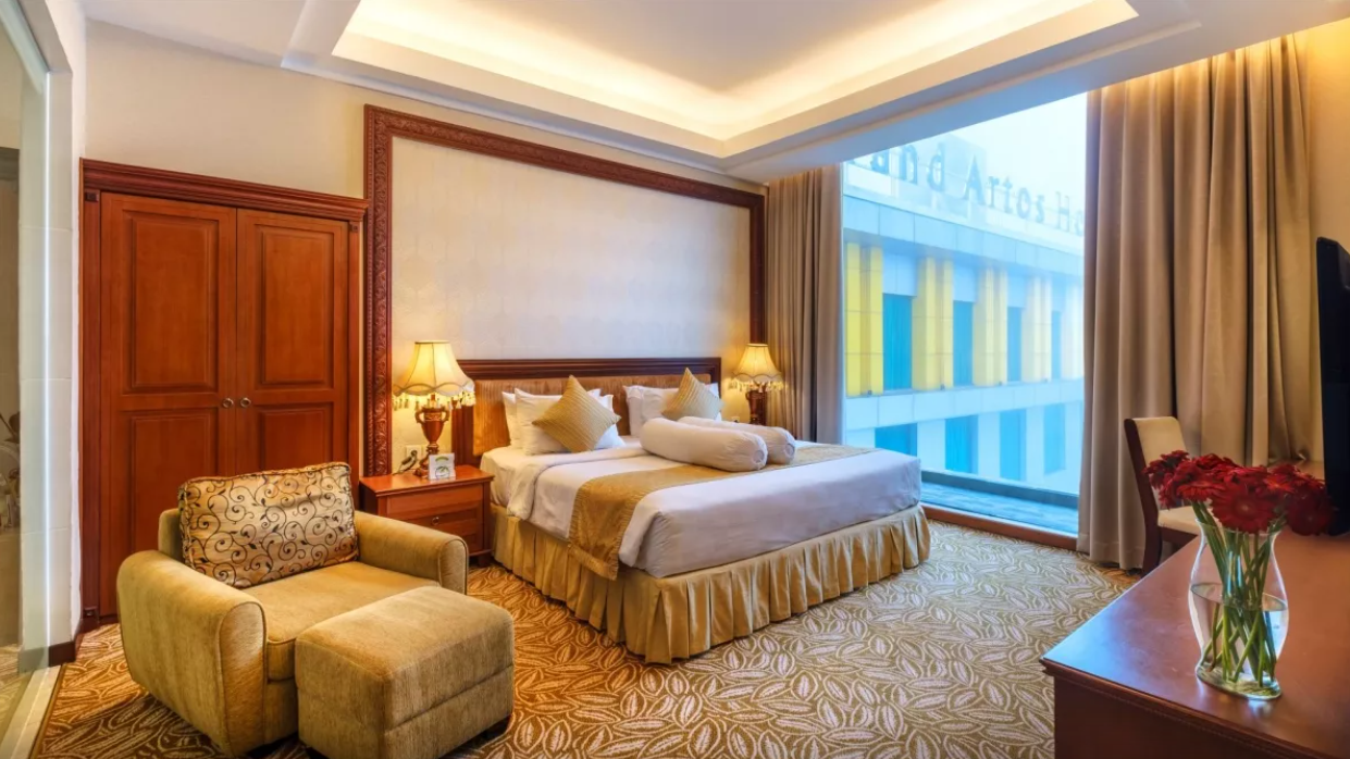 Grand Artos Hotel & Convention