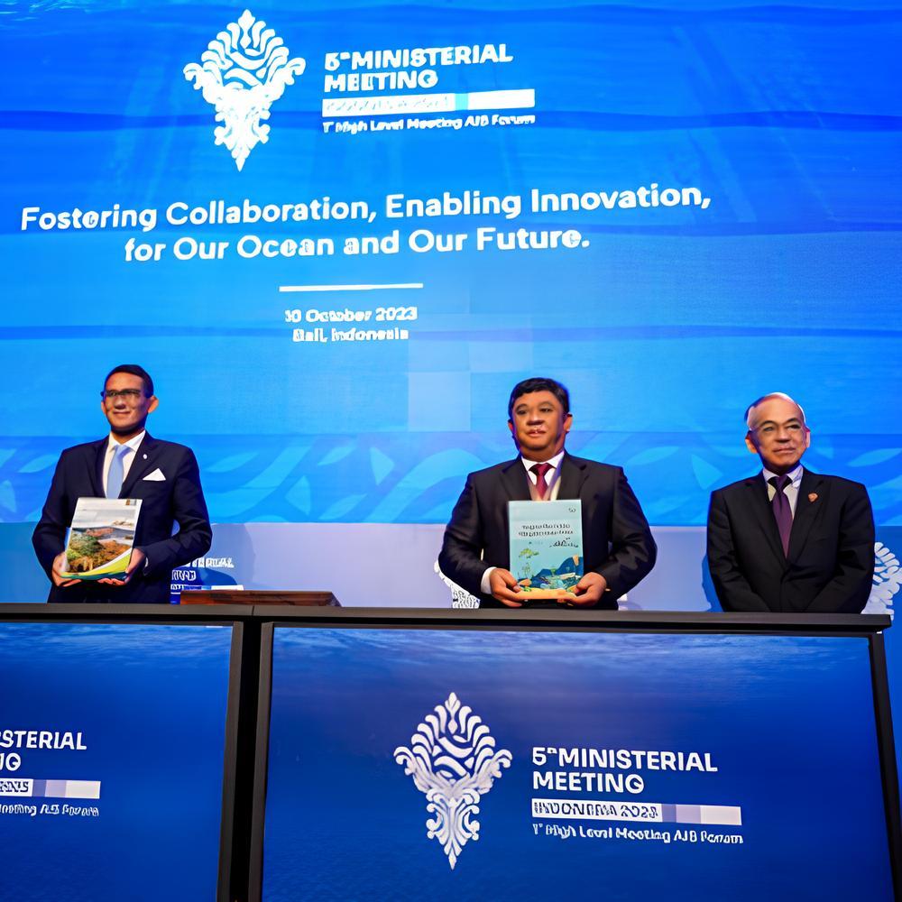 The Latest Status of the Evacuation Process for Tourists Following the Eruption of Mount Lewotobi