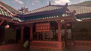 Klenteng Krajaan Dukuh Mosque 