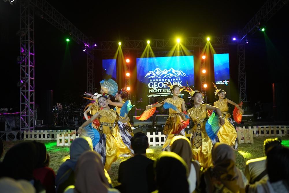 Geopark Night Specta