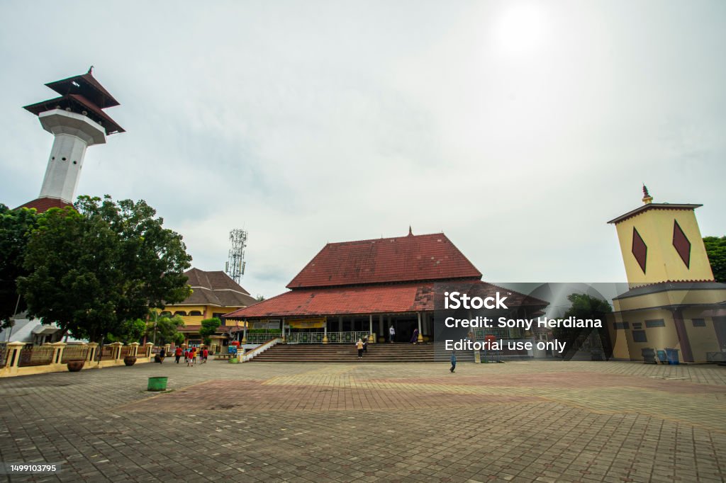 Ats-Tsauroh Great Mosque