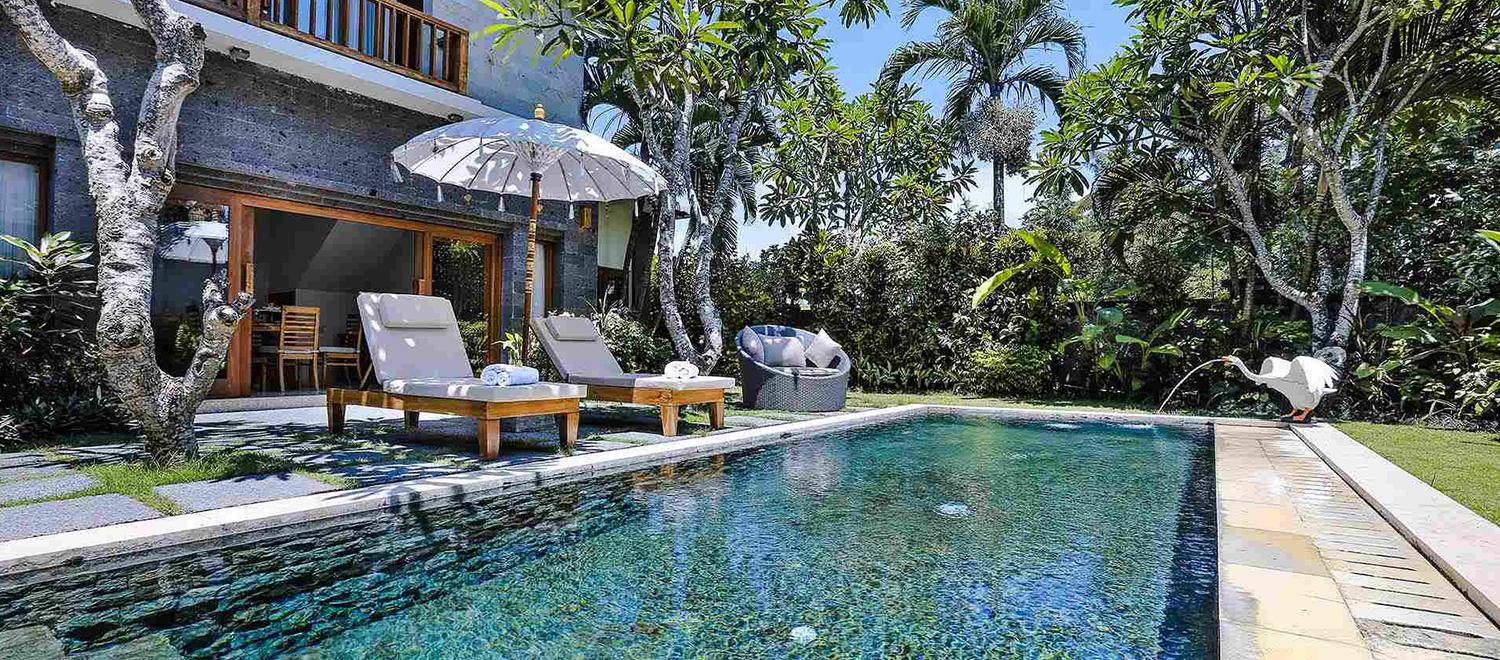 The Latest Status of the Evacuation Process for Tourists Following the Eruption of Mount Lewotobi