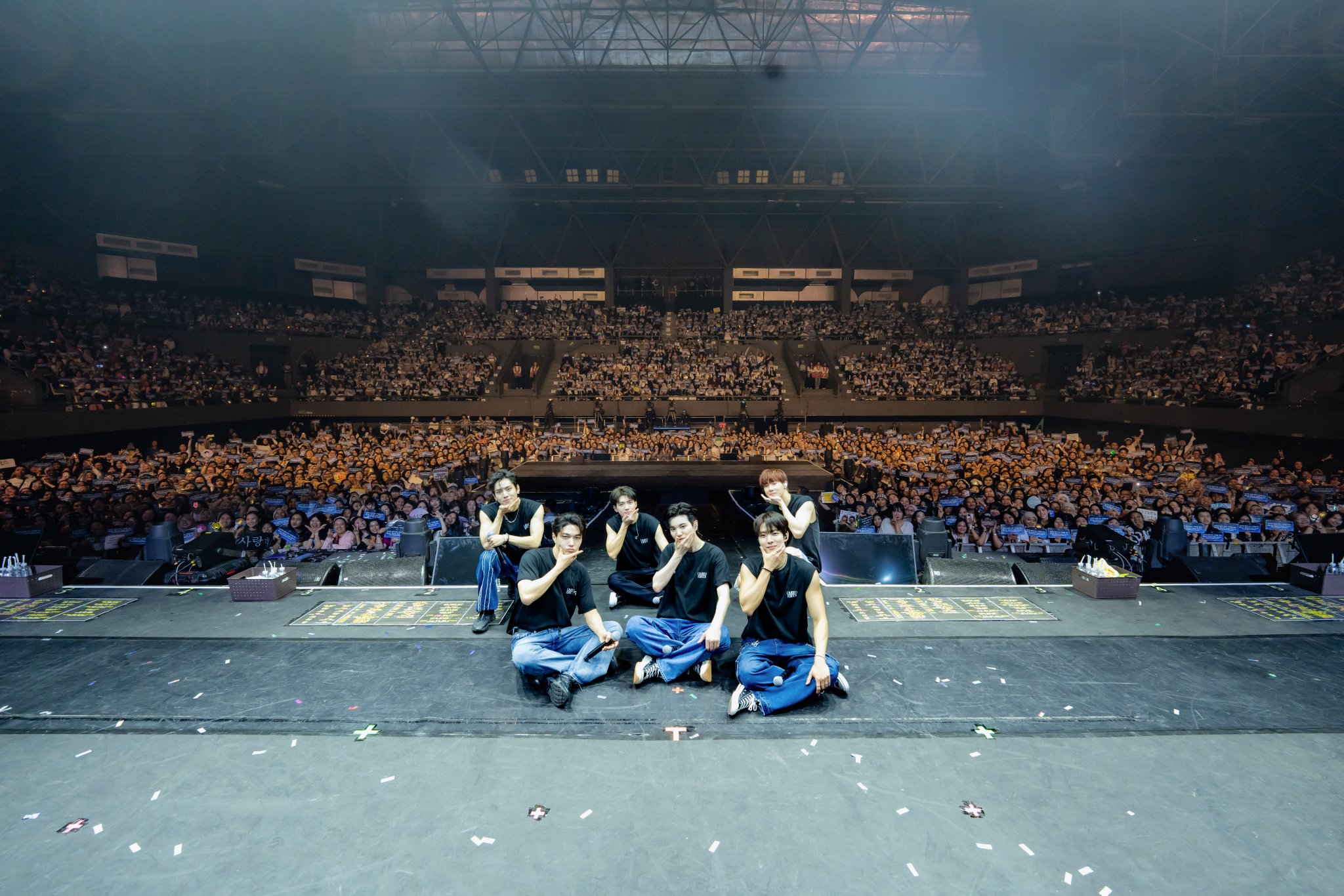 INFINITE 15th Anniversary Concert