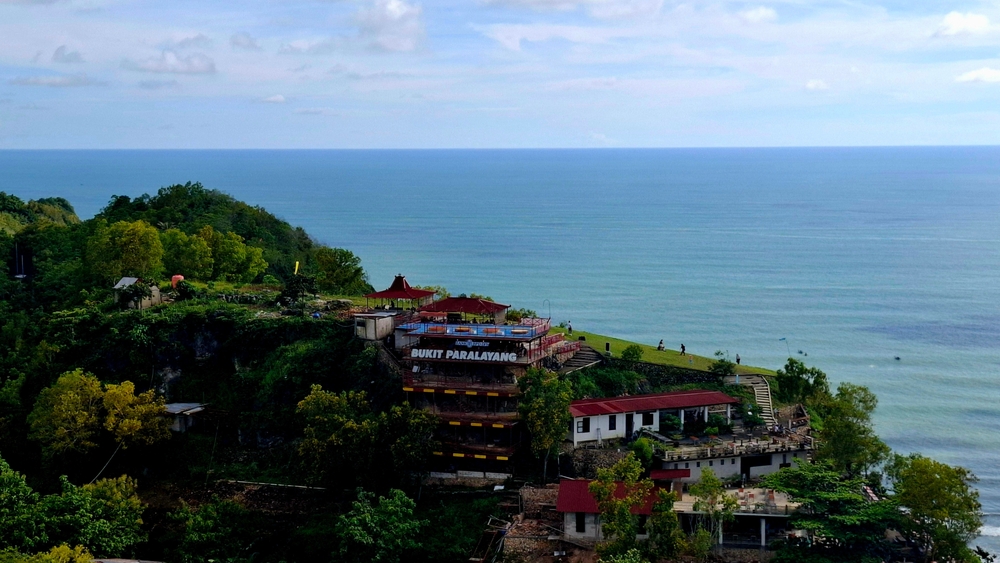 Exploring Watugupit Paragliding Hill: The Best Spot to Enjoy the Sunset in Jogja