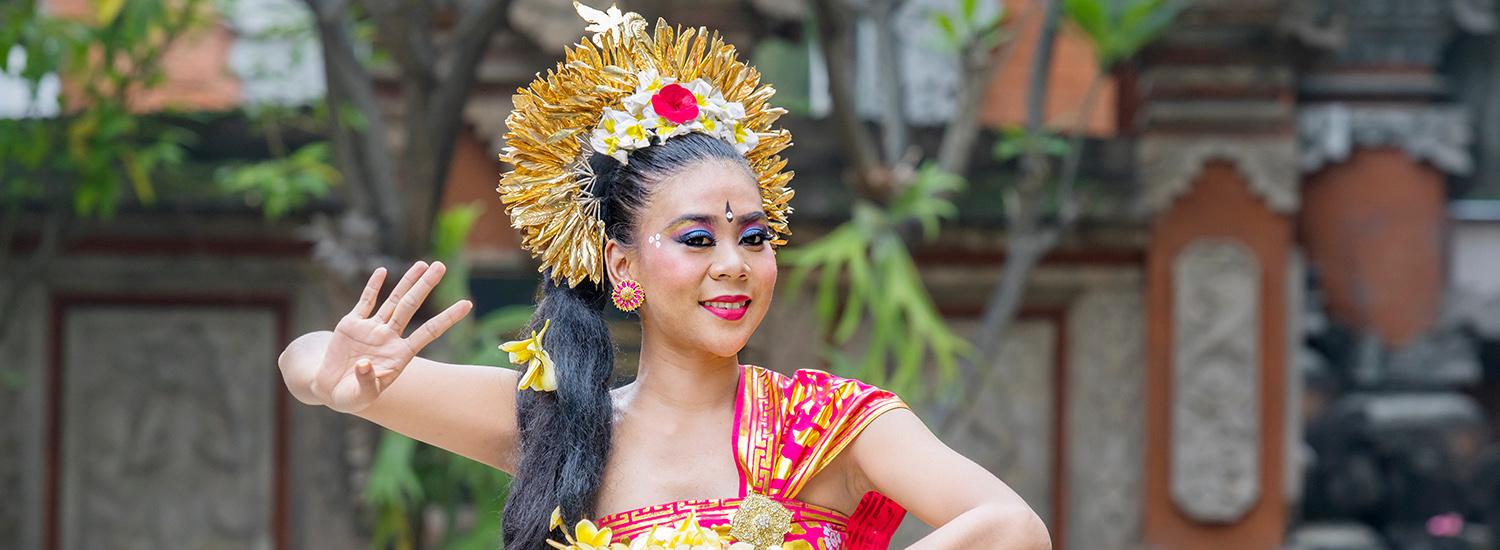 The Latest Status of the Evacuation Process for Tourists Following the Eruption of Mount Lewotobi