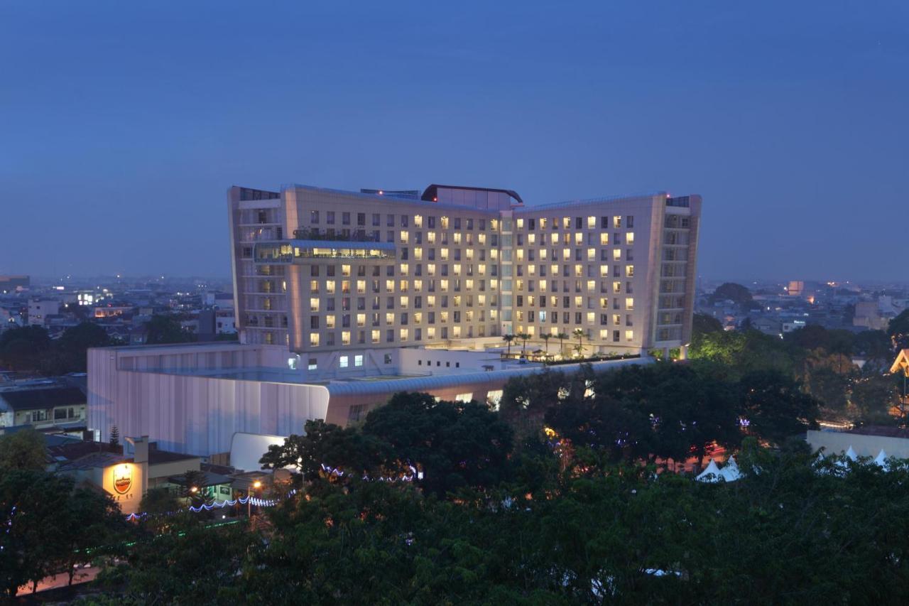 Hotel Santika Premiere Dyandra Hotel & Convention