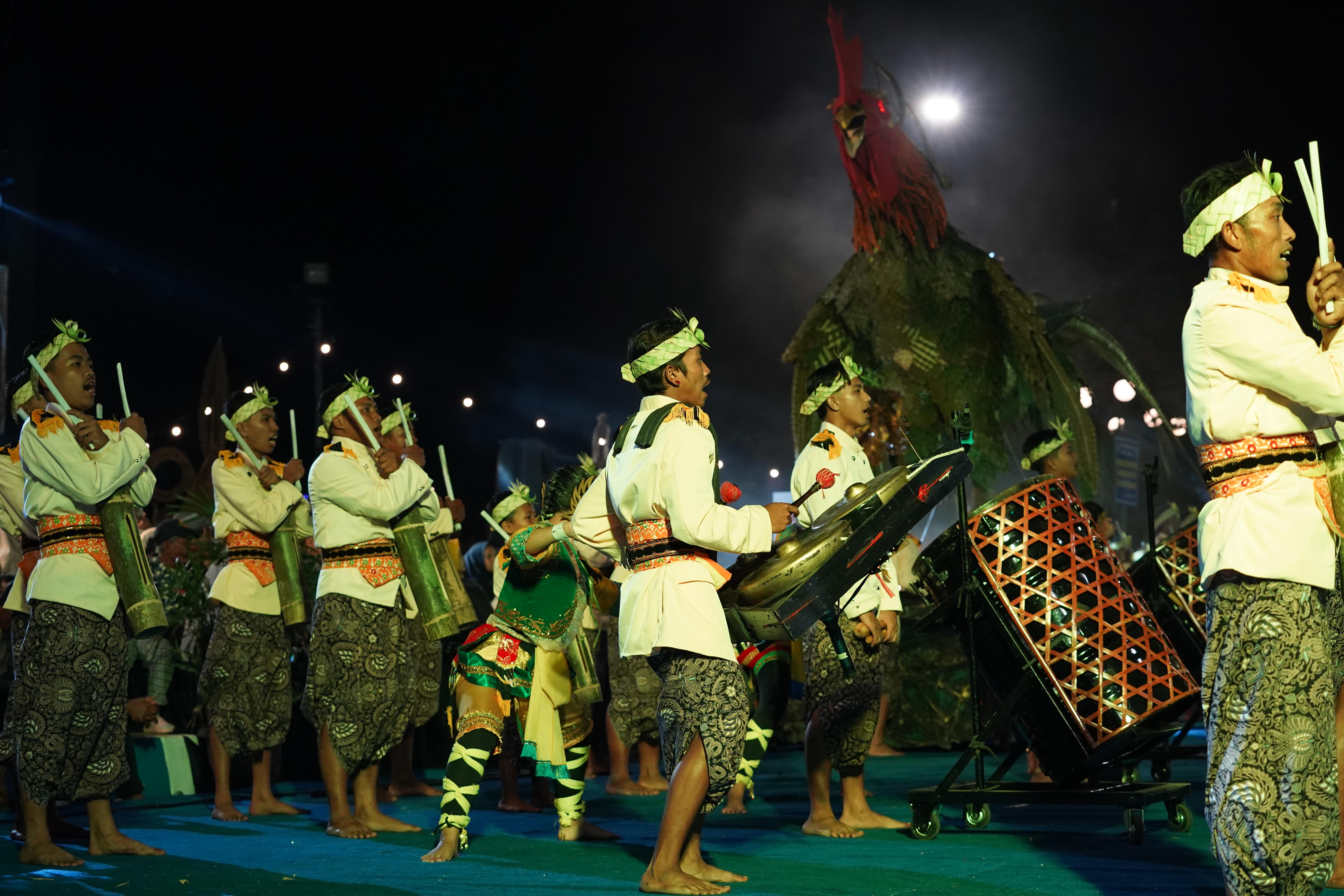 The Pacitan Ronthek Festival