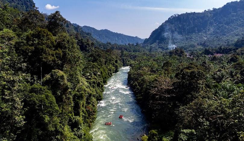 Rafting Grade-5 Rapids sur la rivière Sa'dan de Toraja