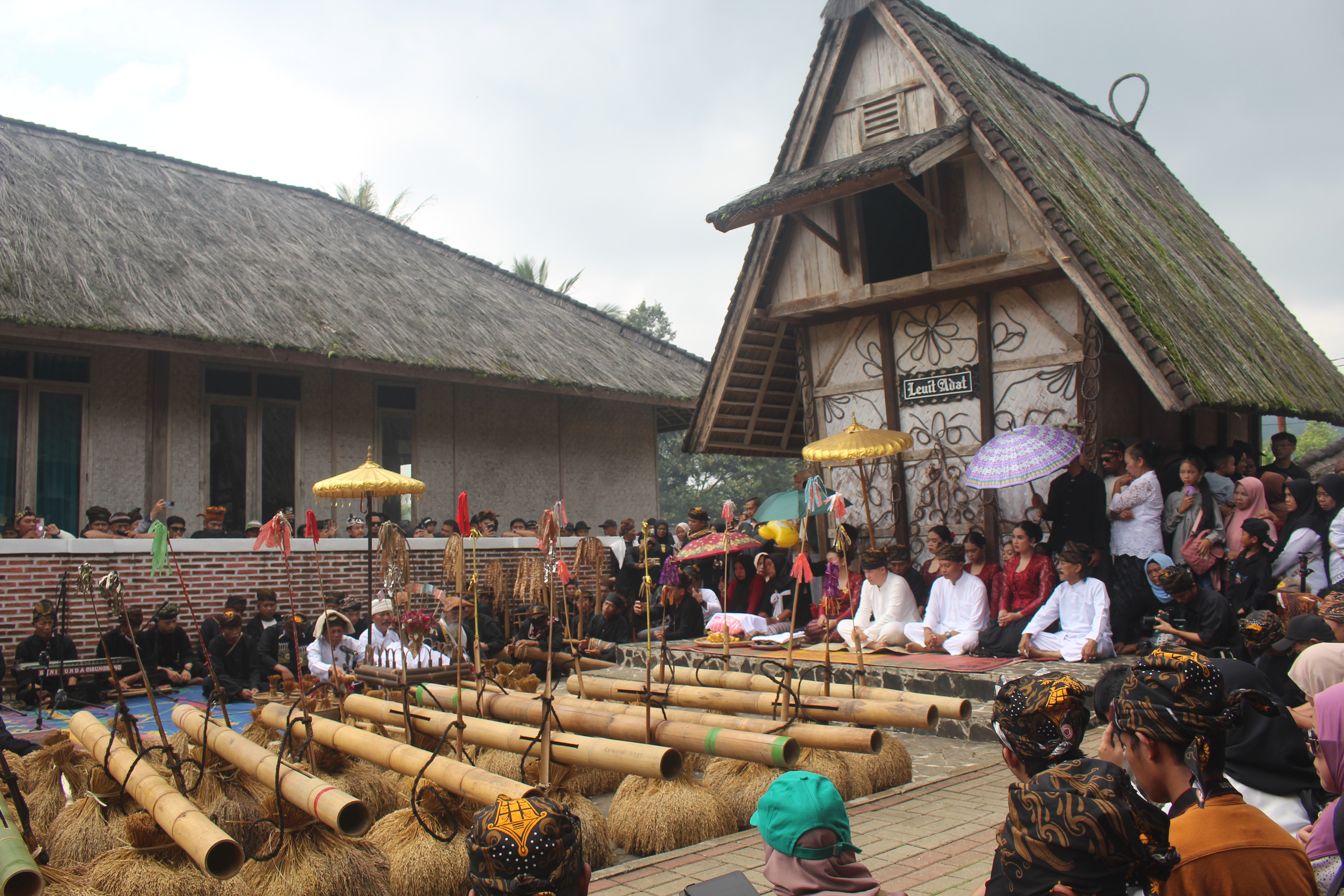 Seren Taun Kasepuhan Cisungsang