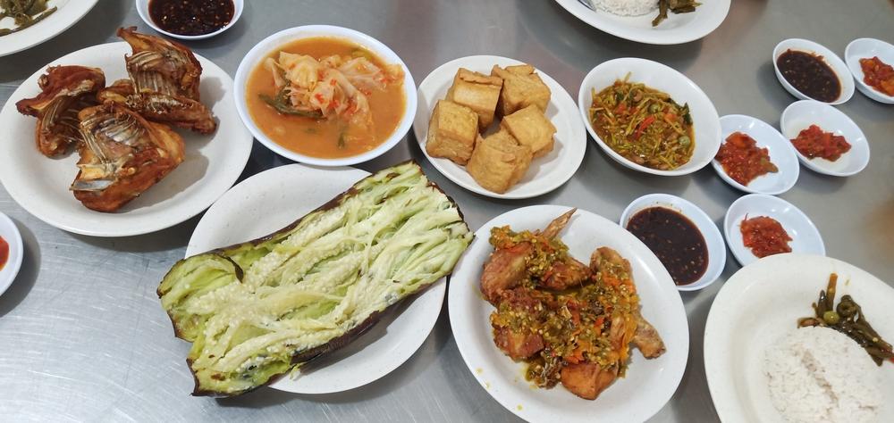 Sarinande Tempo Doeloe Restaurant