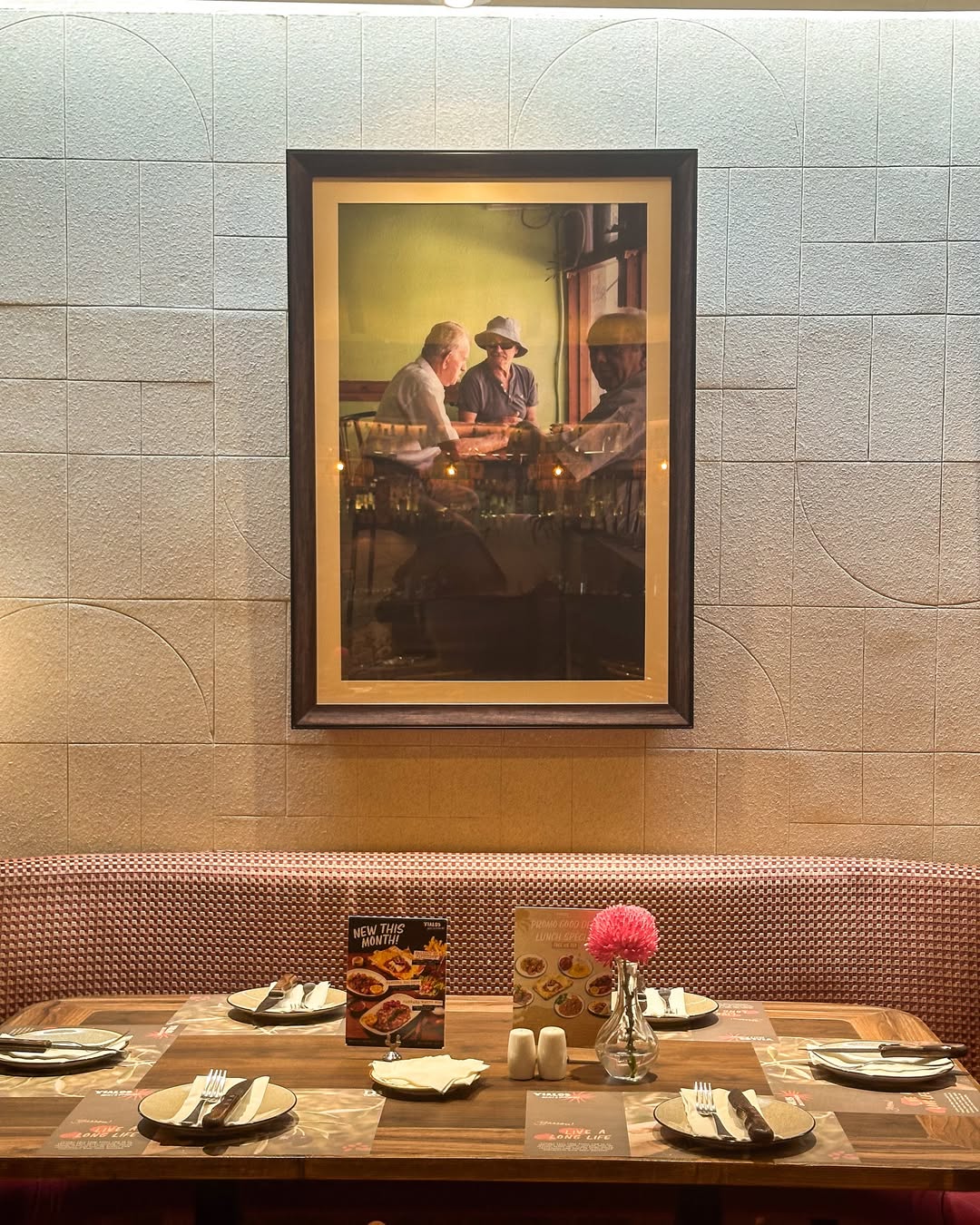 Yialos: Destinasi Kuliner Yunani–Mediterania di Jakarta