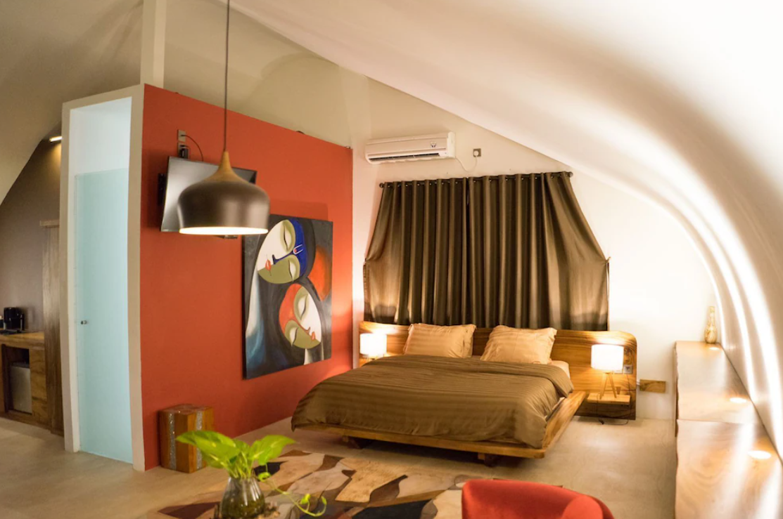 Lucca Resort & Resident