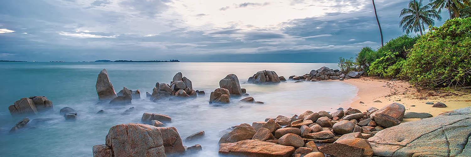 The Latest Status of the Evacuation Process for Tourists Following the Eruption of Mount Lewotobi