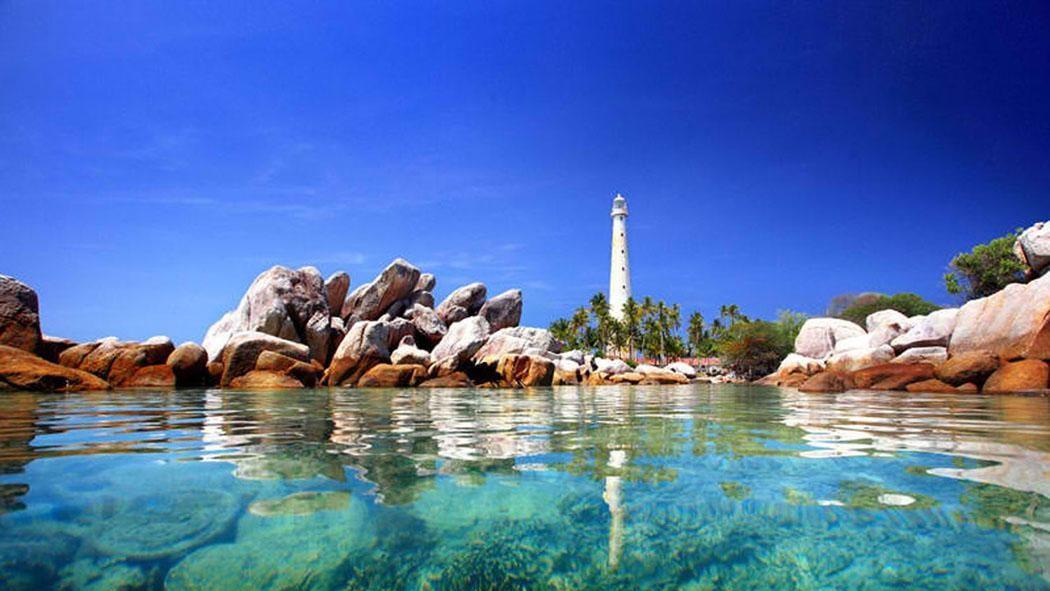 The Latest Status of the Evacuation Process for Tourists Following the Eruption of Mount Lewotobi