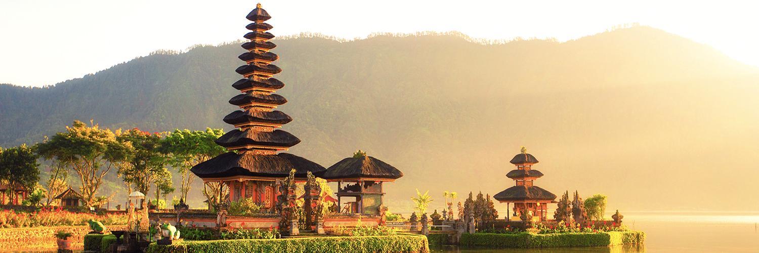 The Latest Status of the Evacuation Process for Tourists Following the Eruption of Mount Lewotobi