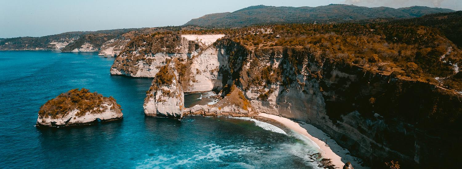 The Latest Status of the Evacuation Process for Tourists Following the Eruption of Mount Lewotobi