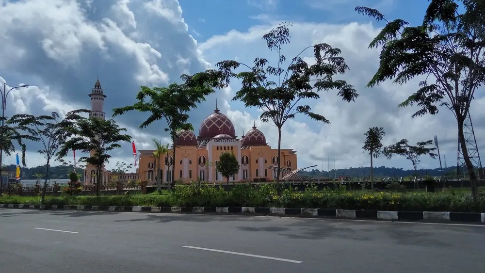 Masjid Agung Baitul Izzah Tarakan