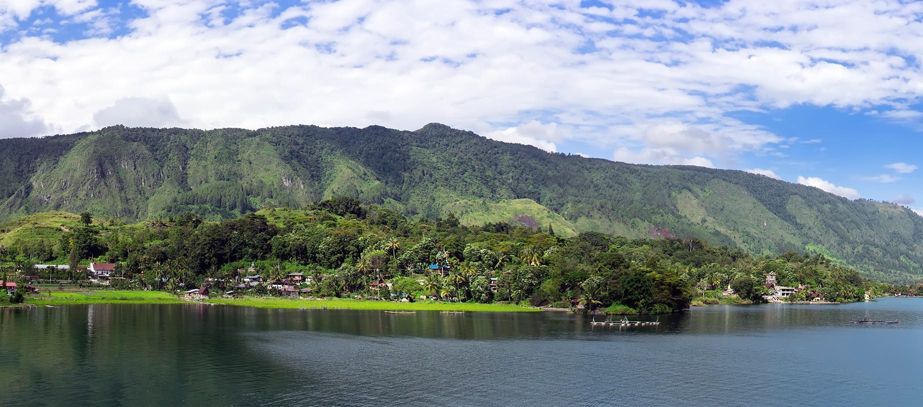 هوتا سيلاجان: قرية الباتاك العريقة في جزيرة ساموسر