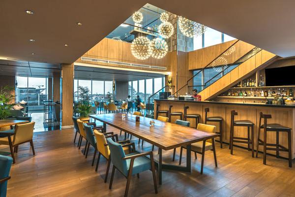 Oakwood Hotel & Residence Surabaya