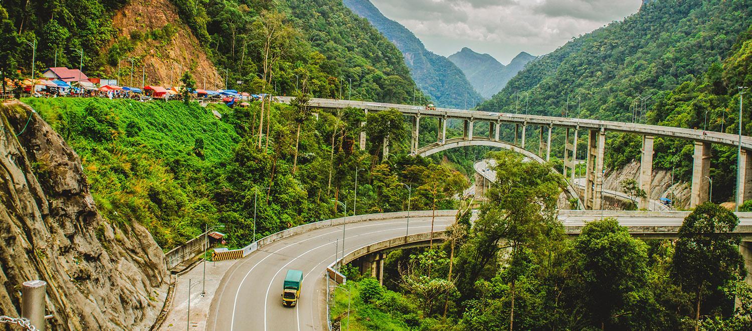 The Latest Status of the Evacuation Process for Tourists Following the Eruption of Mount Lewotobi