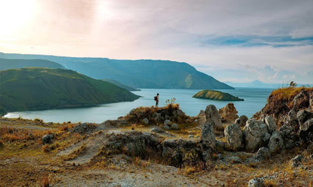 hero image for travel ideas detail