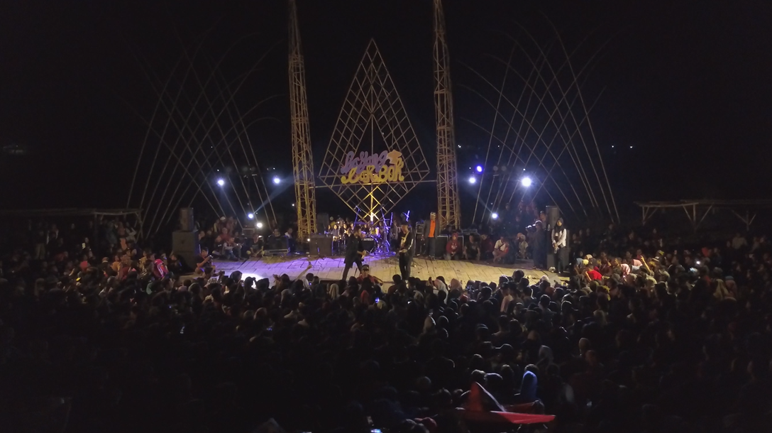 Layang Lakbok Festival