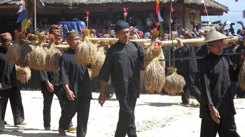 Baju Komprang 