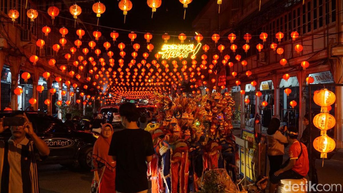 Experience the Sensation of Chinese New Year Abroad, Only in Singkawang