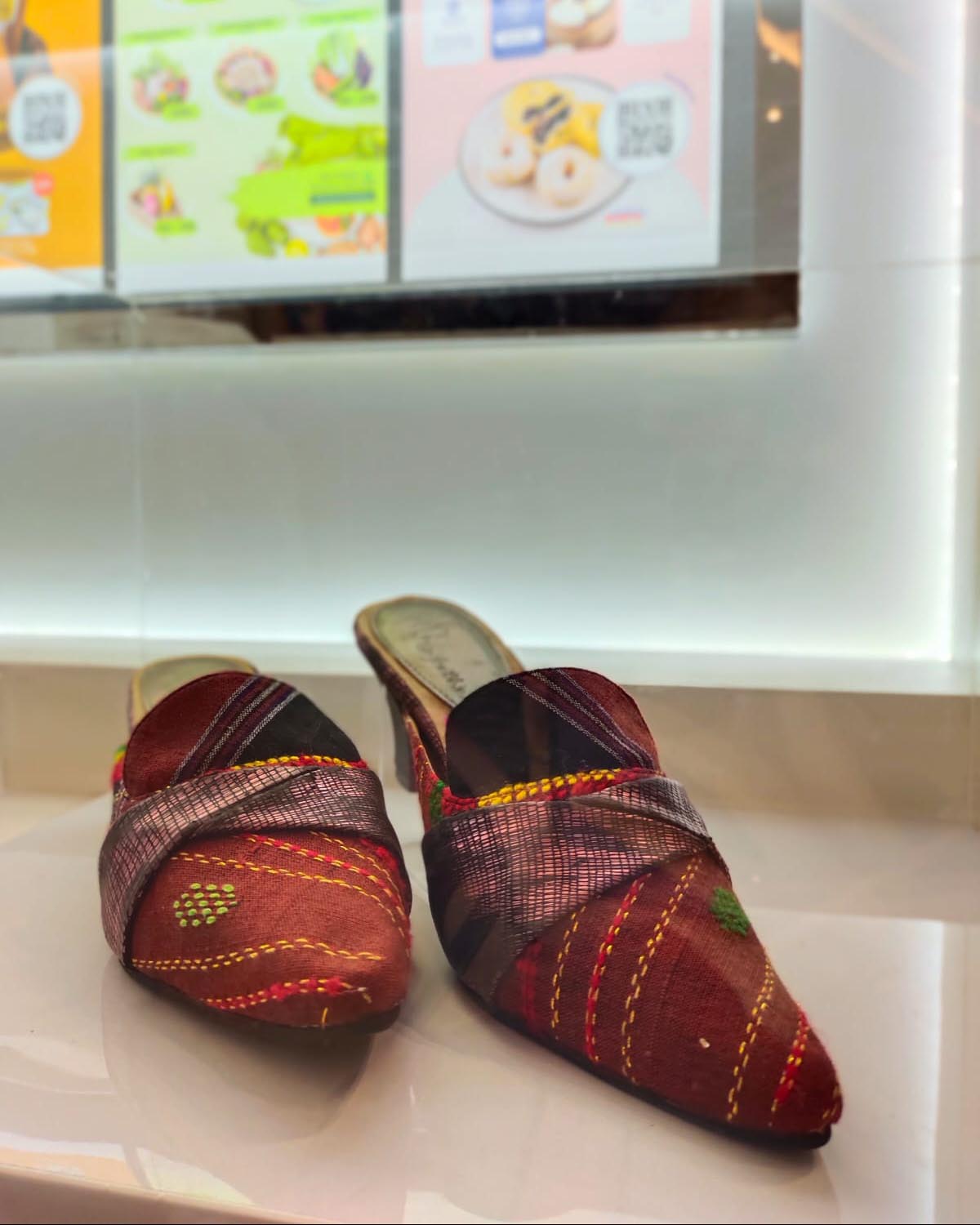 The Ministry of Tourism and Creative Economy showcases North Sumatra's flagship products through a portable installation at Sopo Del Tower Mega Kuningan.