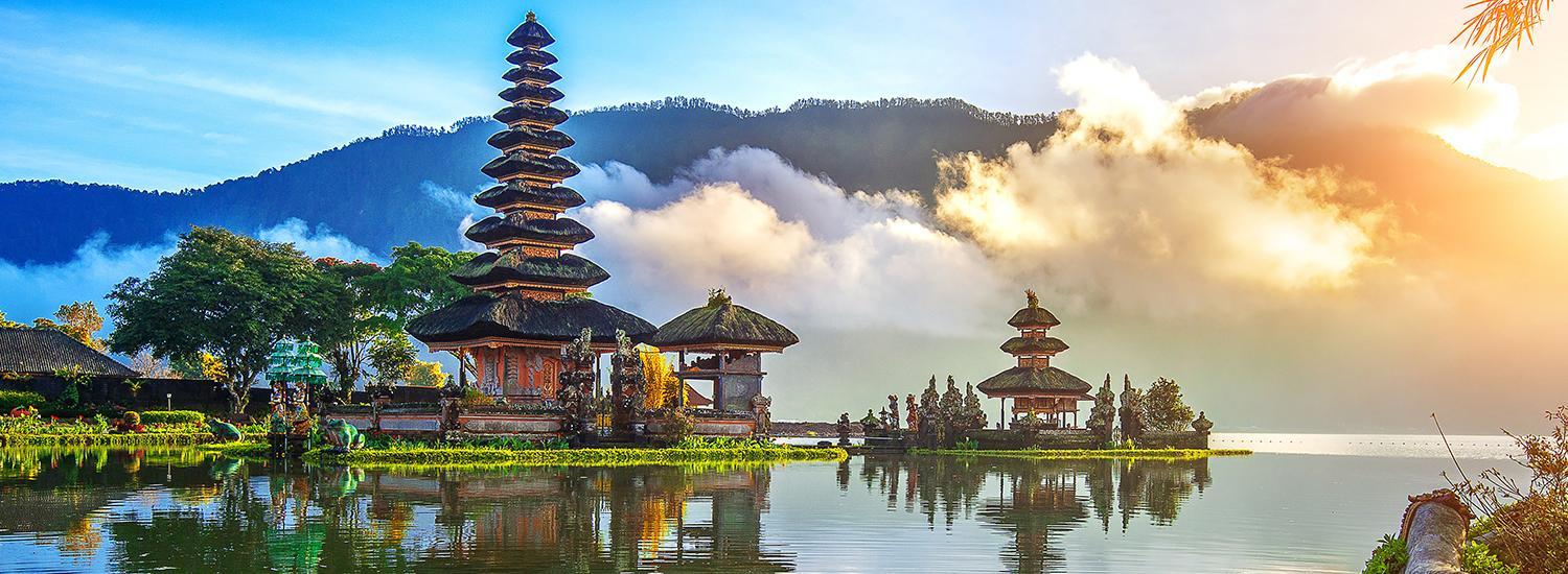 The Latest Status of the Evacuation Process for Tourists Following the Eruption of Mount Lewotobi