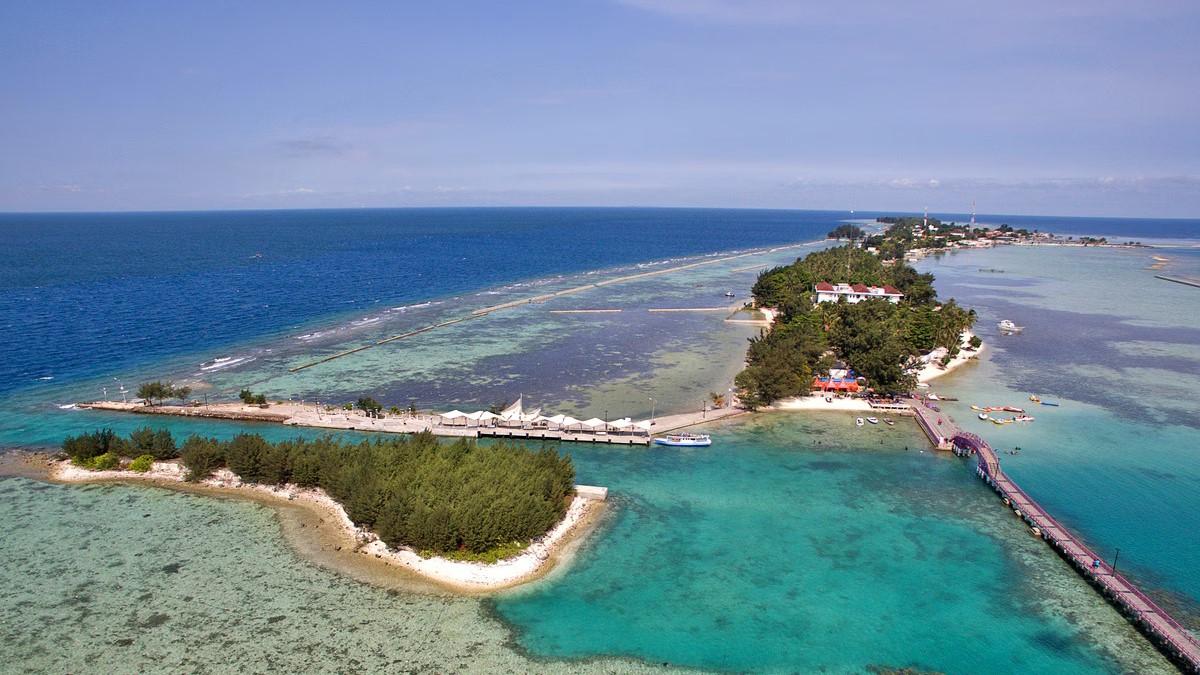 The Latest Status of the Evacuation Process for Tourists Following the Eruption of Mount Lewotobi