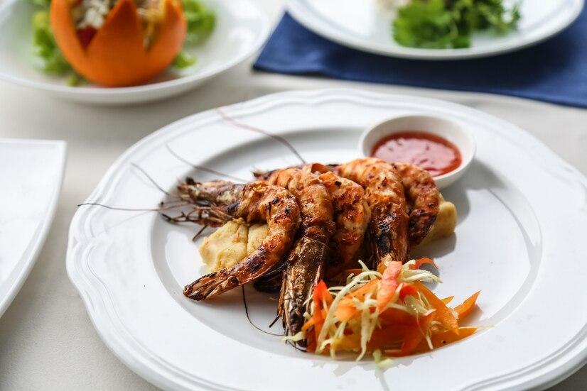 Luwuk Seafood KM 5