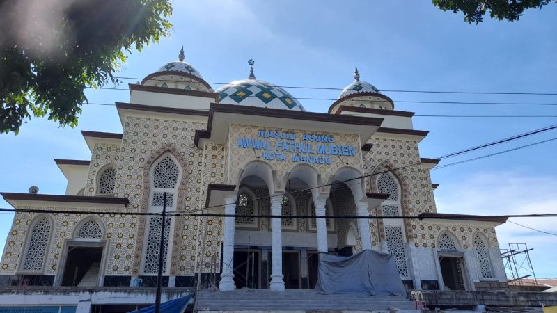 Masjid Agung Awwal Fathul Mubien