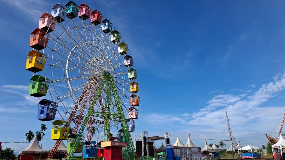 Pasar Malam: Wisata Kuliner dan Hiburan Tradisional