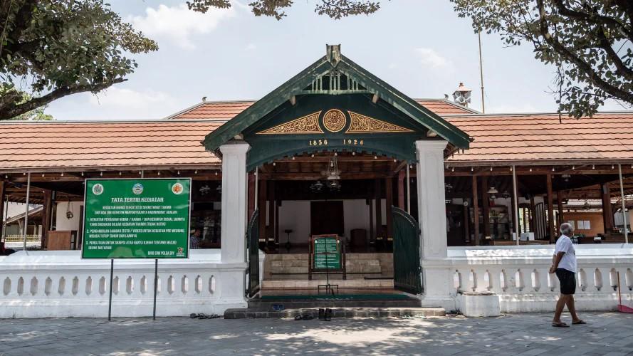 Menapaki Warisan Leluhur Desa Jagalan Lewat Wisata Sejarah dan Kerajinan Perak