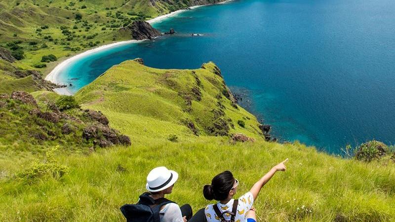 The Latest Status of the Evacuation Process for Tourists Following the Eruption of Mount Lewotobi