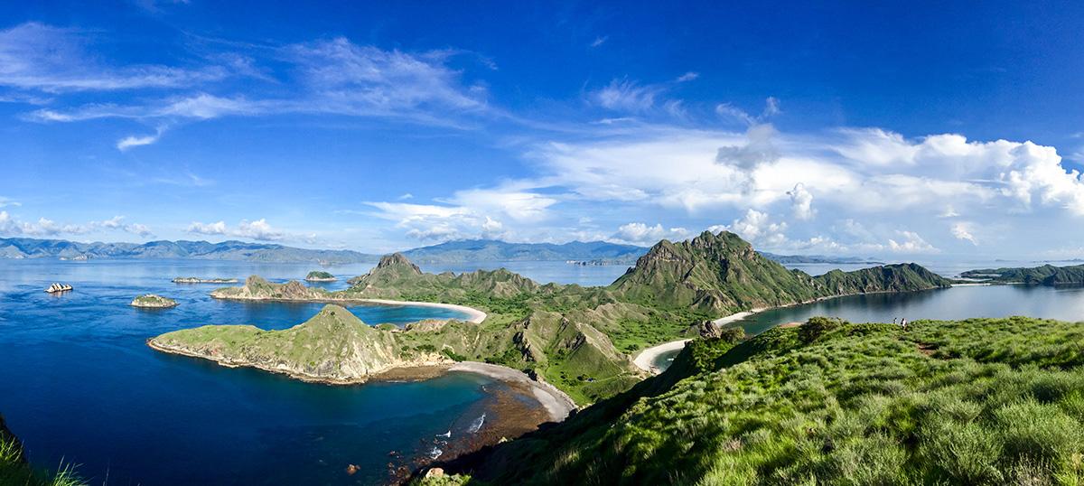 The Latest Status of the Evacuation Process for Tourists Following the Eruption of Mount Lewotobi