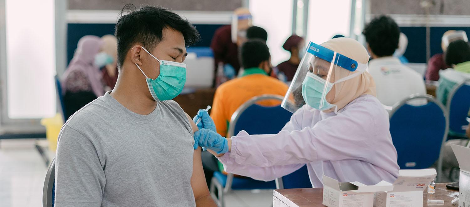 The Latest Status of the Evacuation Process for Tourists Following the Eruption of Mount Lewotobi