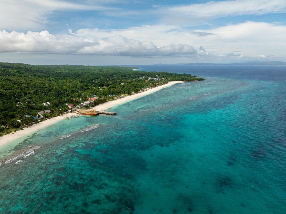 Pantai Puru Kambera: Keindahan Alam NTT yang Tersembunyi