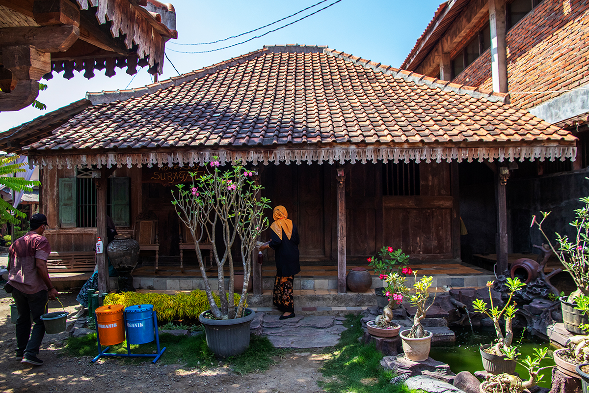 Homestay ala rumah khas Jawa tempo dulu di Gegesik Kulon