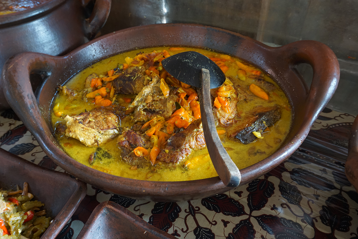 mangut-beong