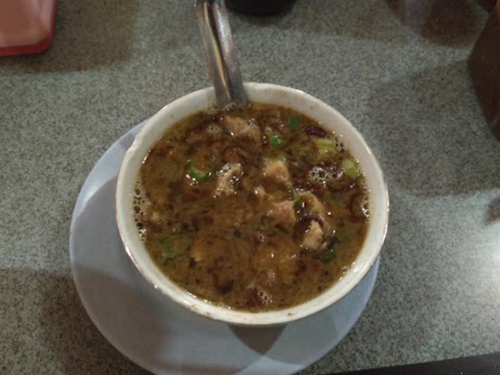Makassar&rsquo;s Culinary Specialties: Crabs, Seafood and Coto Makassar
