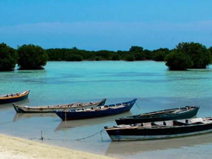 10 Islands to Plunge into in Jakarta&lsquo;s Thousand Islands