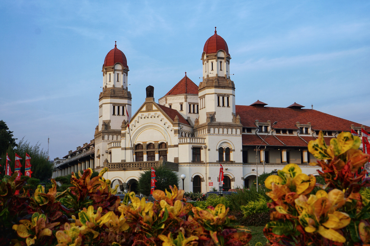 Destinasi sekitar Desa Wisata Kandri, Kota Lama Semarang