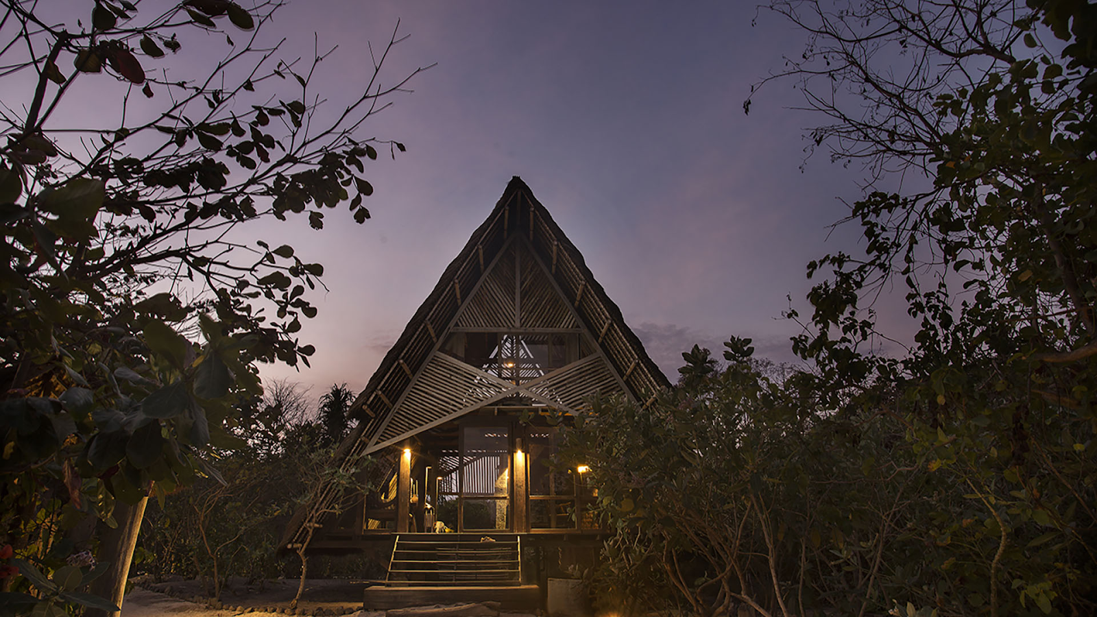 Explore Authentic Stays: Alternative Accommodations Around Mandalika Circuit