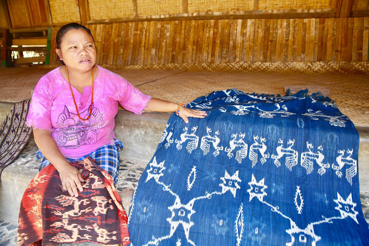 Sumba&rsquo;s Tenun Ikat Traditional Handwoven Fabric Festival 2018
